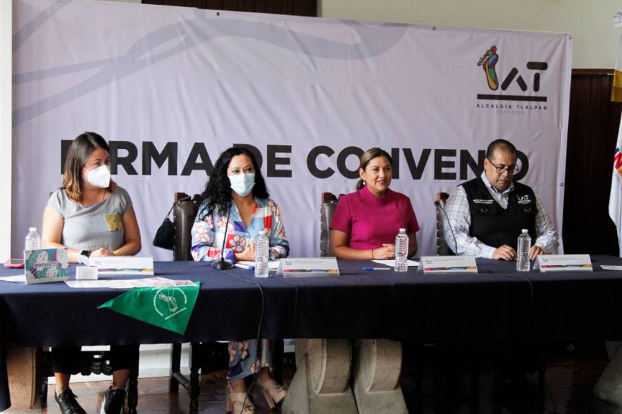 Firman convenio para prevenir embarazos en adolescentes