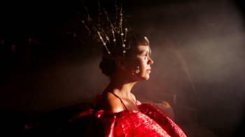 De la m&uacute;sica al cine, Bomba Est&eacute;reo participa en cortometraje “Tierra”