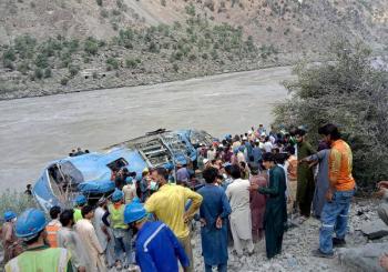 Mueren 19 personas en accidente de bus en Pakist&aacute;n