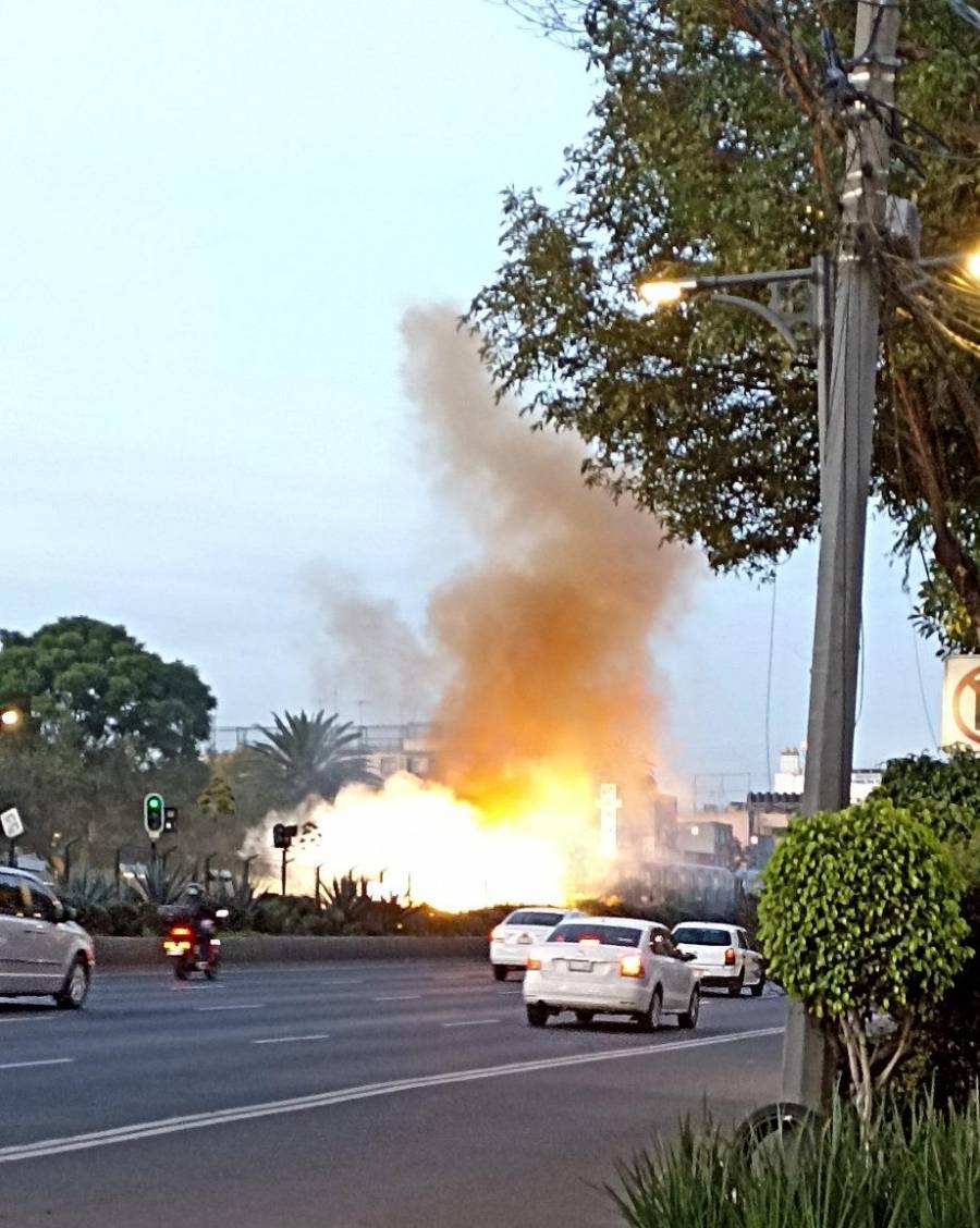 Circula imagen de la supuesta explosión en Línea 2 del metro