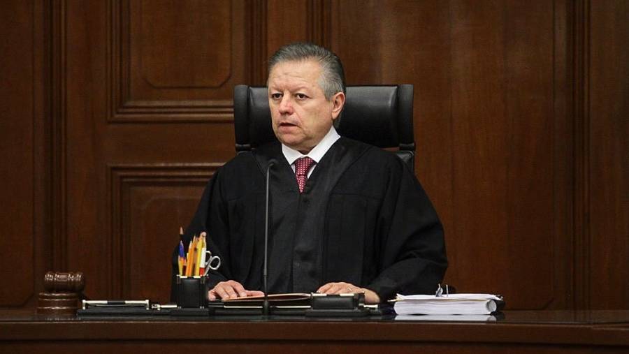 Ministro Zald&iacute;var presenta iniciativa para castigo a feminicidio ante el Congreso