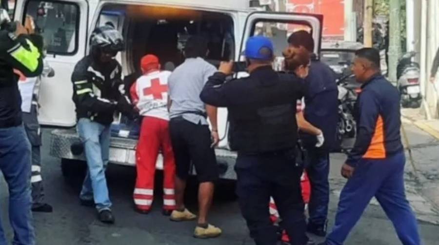 Reportan desplome de elevador en edificio ubicado en Periférico