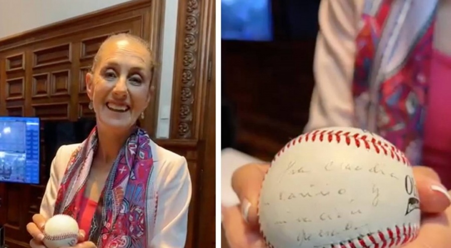 Sheinbaum deja ver en live la pelota de béisbol que le firmó AMLO