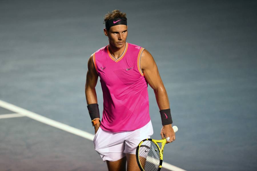 Rafael Nadal sufre una rotura de 7 mm en el abdominal; quiere jugar