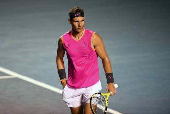 Rafael Nadal sufre una rotura de 7 mm en el abdominal; quiere jugar