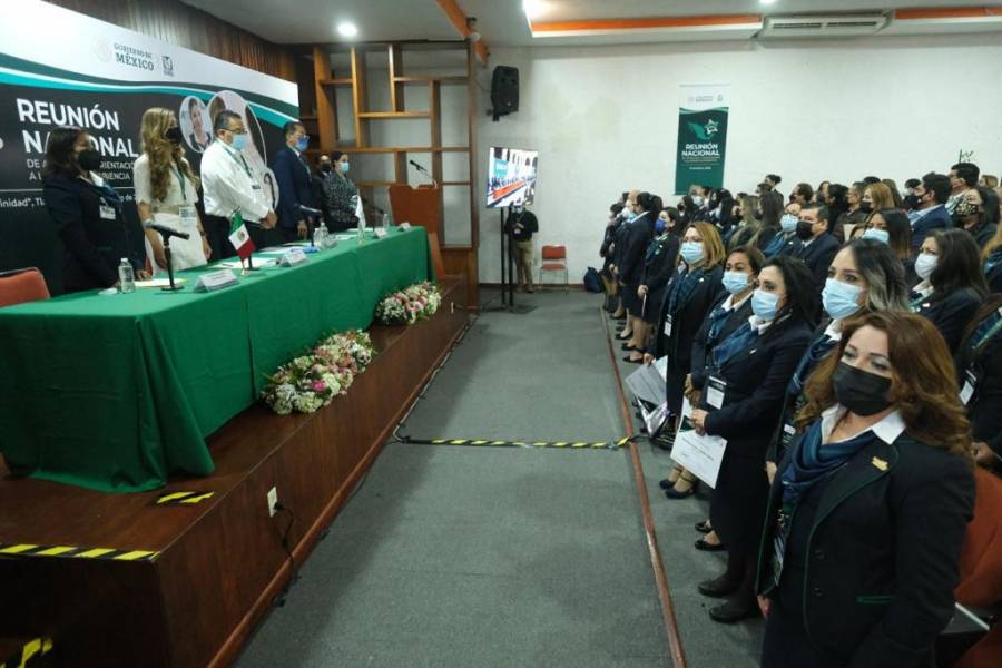 IMSS descata a más de mil Técnicos en Orientación y Atención a la Derechohabiencia certificados