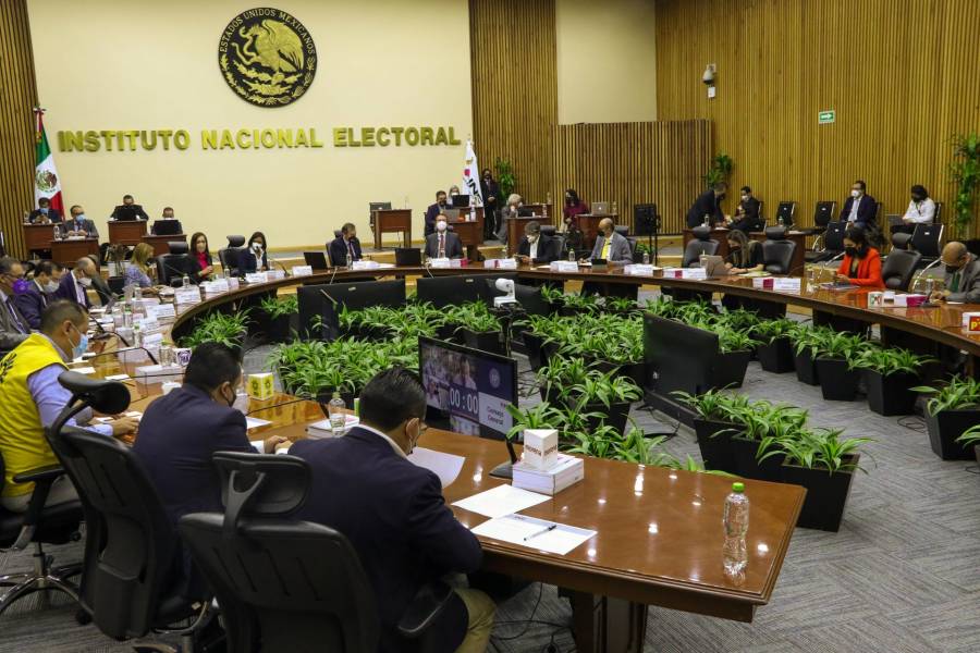 INE exhorta a partidos postular a una mujer en Coahuila o Edomex