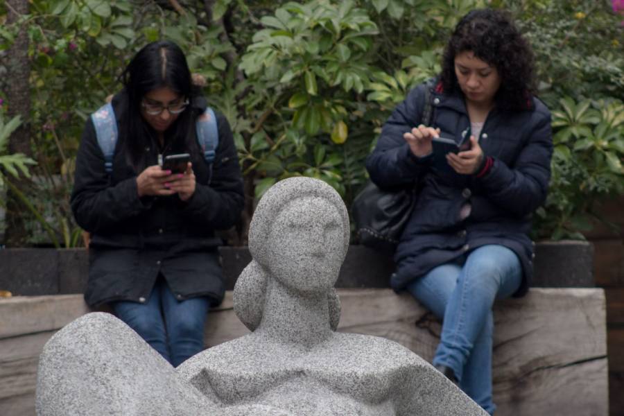 INEGI: Michoac&aacute;n, Guerrero y Oaxaca, estados con m&aacute;s denuncias por ciberacoso en 2021