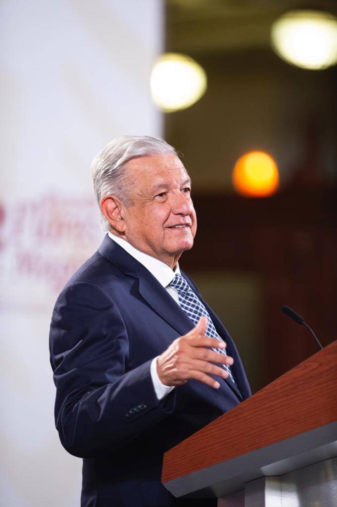 AMLO considera que es momento decisivo para nuevo 