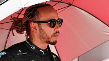 Lewis Hamilton arremete contra ‘Checo’ P&eacute;rez