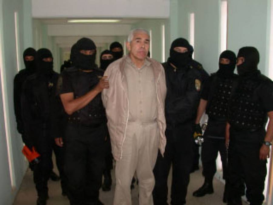 Elementos de la Marina capturan a Rafael Caro Quintero