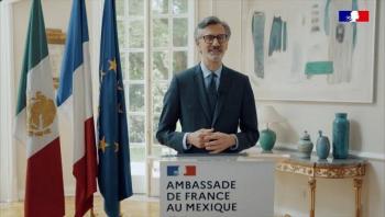 14 de julio s&iacute;mbolo del fin monarqu&iacute;a y lema Libert&eacute;, fraternit&eacute; egalit&eacute;: Jean-Pierre Asvazadourian.