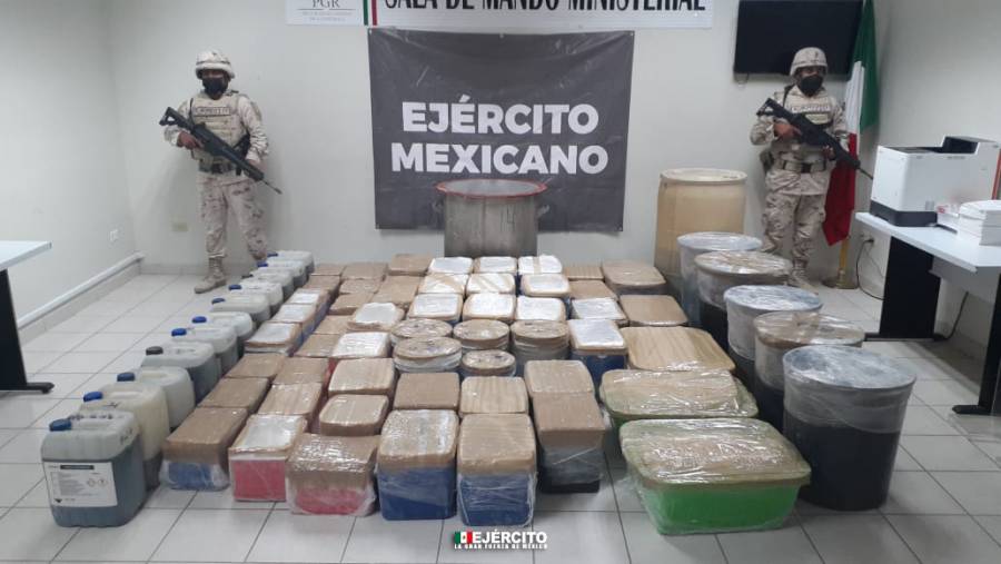 Fuerzas federales y FGR decomisan mil 475 kg de metanfetamina en Sonora