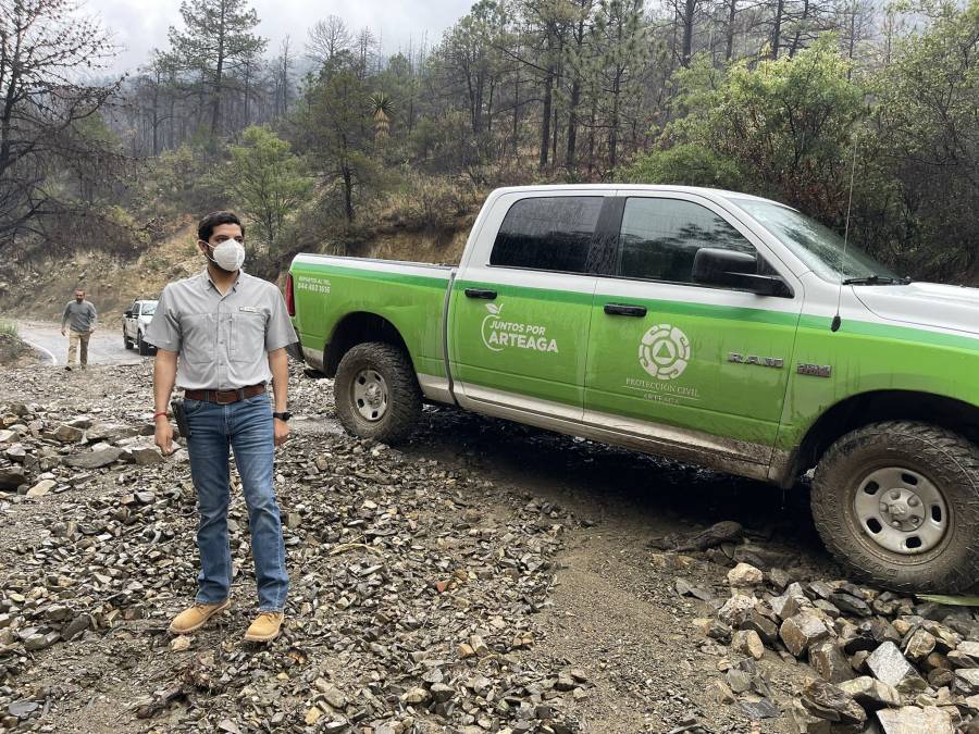 Alcalde de Arteaga, Coahuila amagó con defender el agua en contra de Samuel García