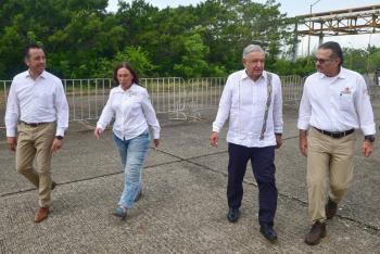 AMLO visita Complejo Petroquímico Escolín en Poza Rica, Veracruz