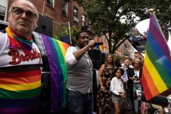 En Tennessee proh&iacute;ben temporalmente proteger a la comunidad LGBTQ+ en 20 estados