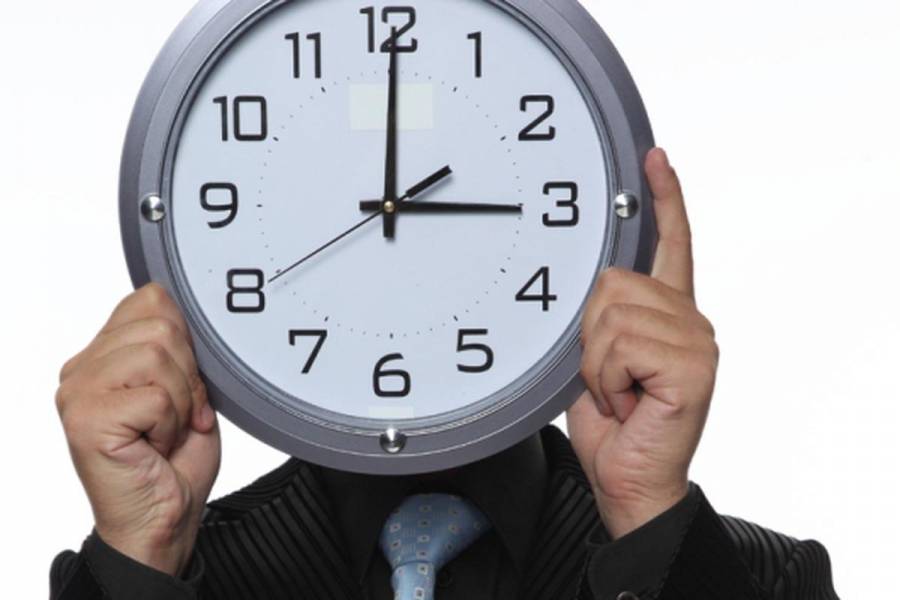 Proponen reducir la jornada laboral diurna de 8 a 7 horas