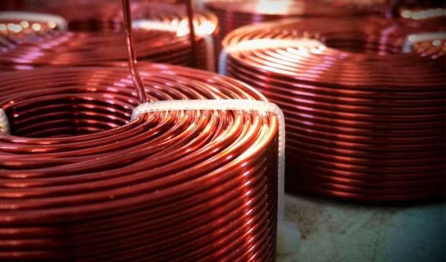 Se desploman precios del cobre ante alerta de recesión