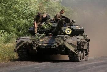 Rusia amenaza con extender ofensiva en Ucrania y descarta negociaciones de paz