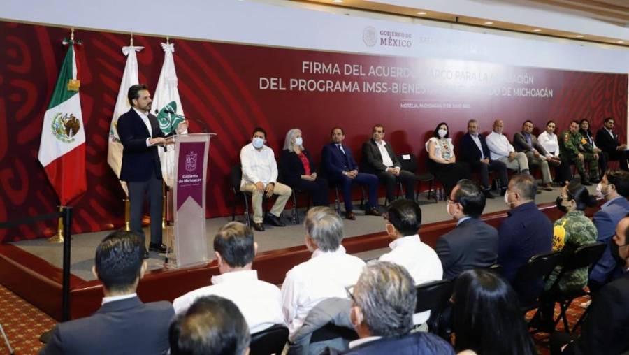 Firman gobierno federal y de Michoacán acuerdo para ampliar el IMSS-Bienestar en el estado