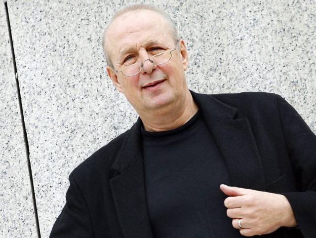 Director de orquesta austríaco muere durante una actuación en una ópera en Múnich