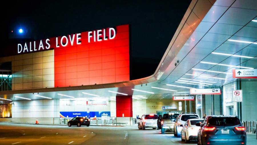 Mujer neutralizada tras disparar al aire en un aeropuerto en EEUU, según la Policía