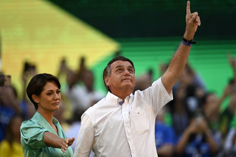 Bolsonaro plantea que las mujeres porten armas para evitar abusos sexuales