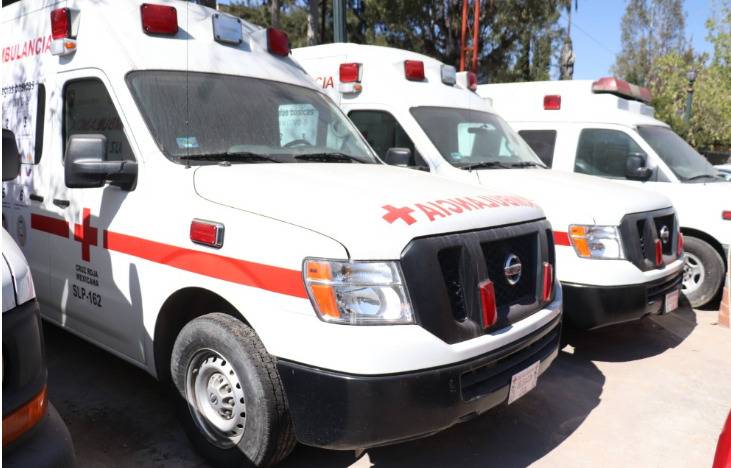 Planea SLP equipar con una ambulancia a los 58 municipios