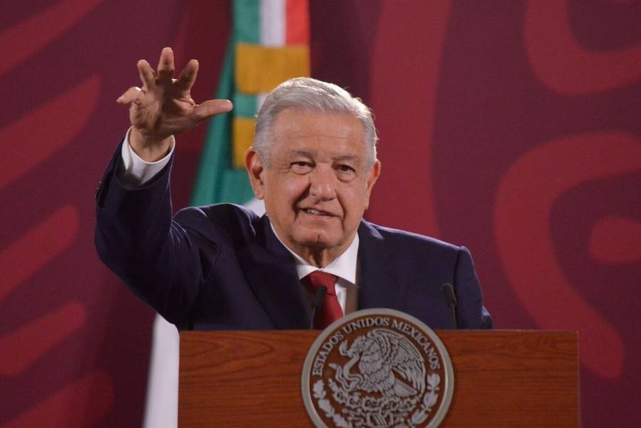 AMLO presume cifras del Inegi sobre crecimiento económico