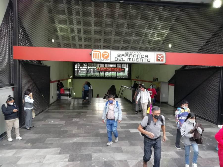 HISTORIAS EN EL METRO ÁGUILAS EN VUELO