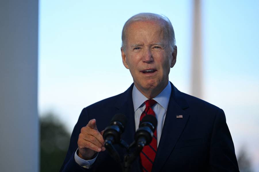 Muerte de Al Zawahiri refuerza a Biden en aniversario de retirada de Afganist&aacute;n