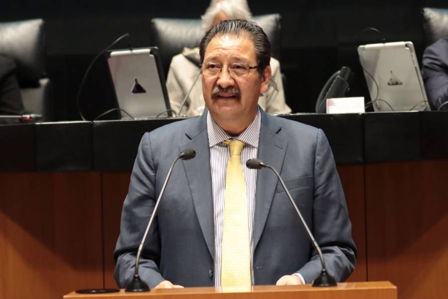 Designan a Reginaldo Sandoval Flores como secretario de la Mesa Directiva de San Lázaro