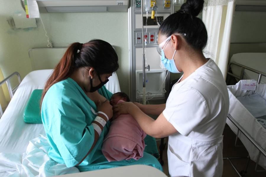 Lactancia materna, la primera vacuna que recibe un bebé para prevenir infecciones