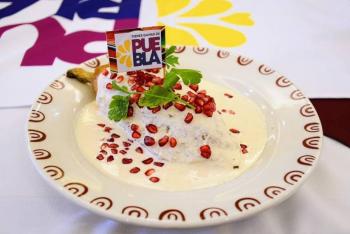 Promueve turismo CDMX La Feria del Chile En Nogada del estado de Puebla