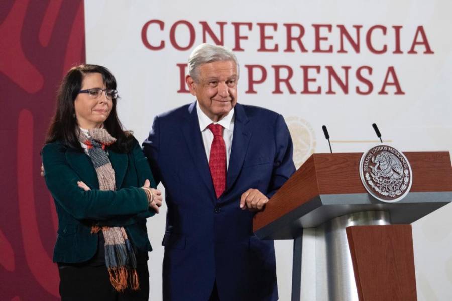 Álvarez-Buylla no va a la SEP, aclara AMLO