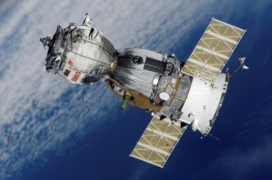 Rusia lanza satélite iraní en medio de acusaciones sobre Ucrania