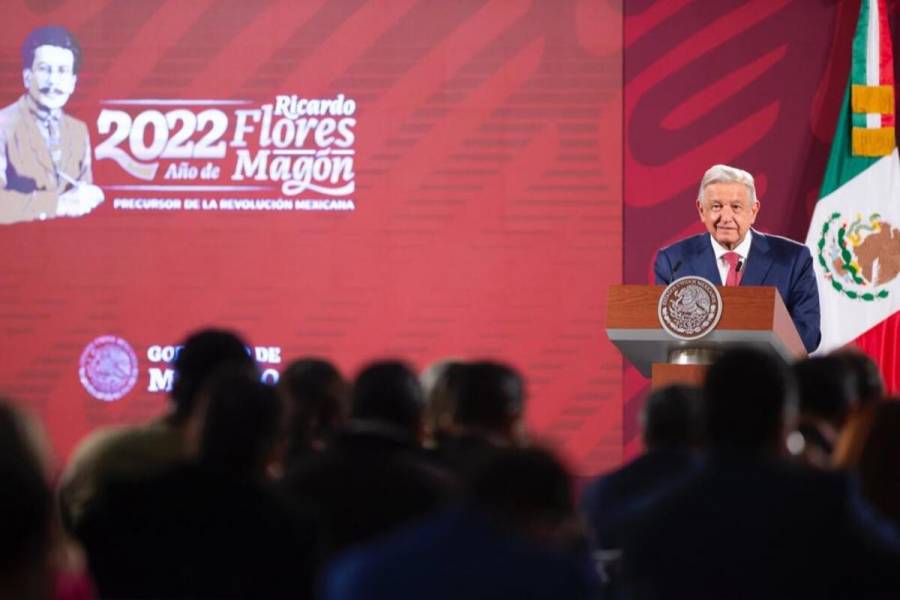 Se limitará vuelos en T2 del AICM y GCDMX le realizará obras de reforzamiento, anuncia AMLO