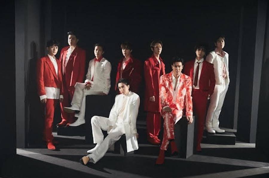 Súper Junior arranca gira y es invitada al concierto Smtown Live en Corea del Sur