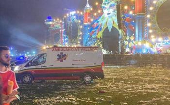 17 heridos y 1 muerto tras colapso del escenario en el Festival Medusa en Espa&ntilde;a