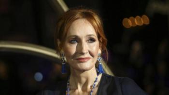 Polic&iacute;a brit&aacute;nica ya investiga amenaza contra J.K. Rowling tras mensaje de apoyo a Rushdie