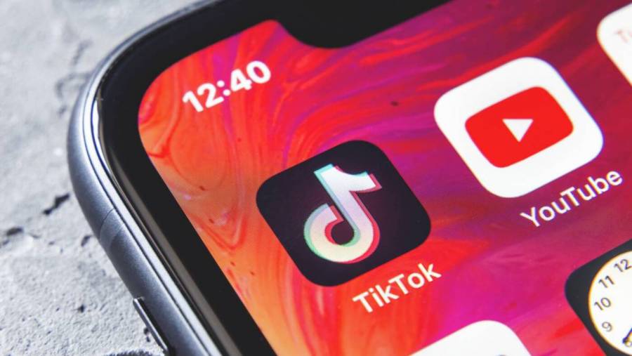 YouTube y TikTok, las redes sociales más usadas por los adolescentes