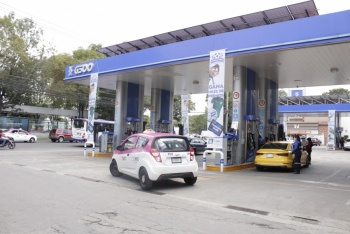 Trabajadores de gasolinera en Coapa denuncian hostigamiento y violaci&oacute;n de acuerdos sindicales