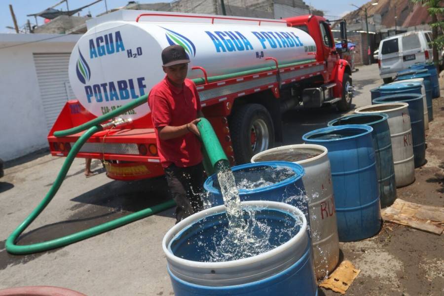 PAN pide transparentar número de pipas de agua para enfrentar reducción en CDMX