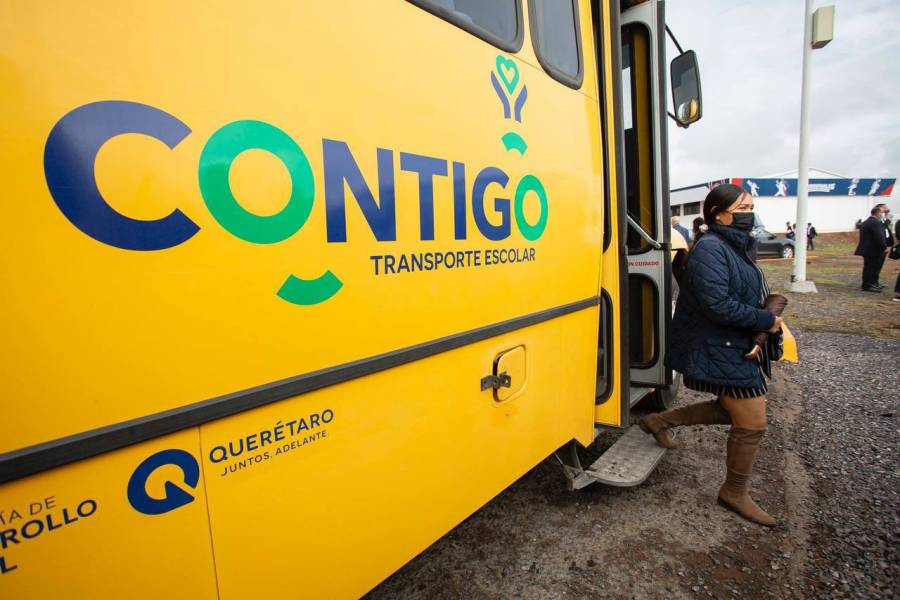 Mauricio Kuri anuncia transporte escolar gratuito en Querétaro