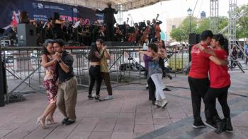 Concluy&oacute; primer Festival Internacional de Tango de la UAQ