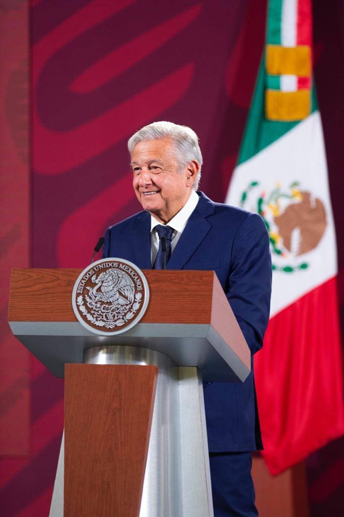 Oposición manipula sentido de reforma electoral: AMLO
