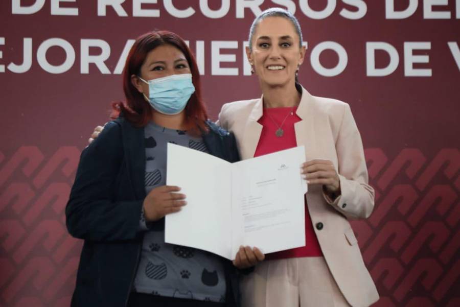 Sheinbaum se compromete a realizar 100 mil acciones de vivienda durante su gestión