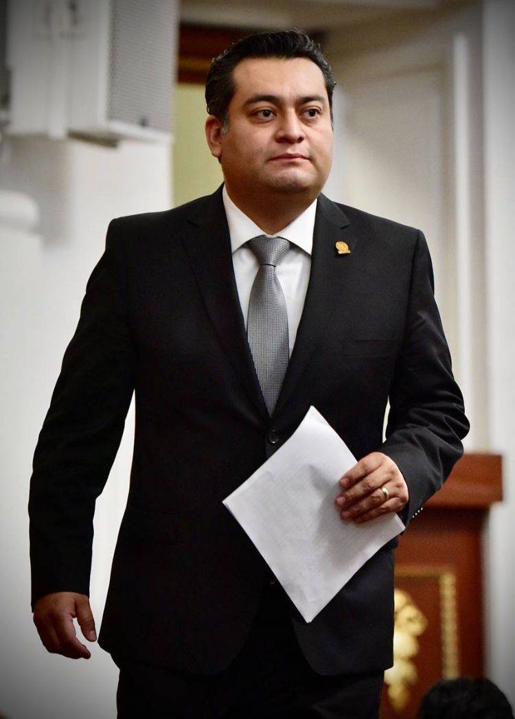 PAN busca auditar a Lopez Arellano por desabasto de vacunas para bebés