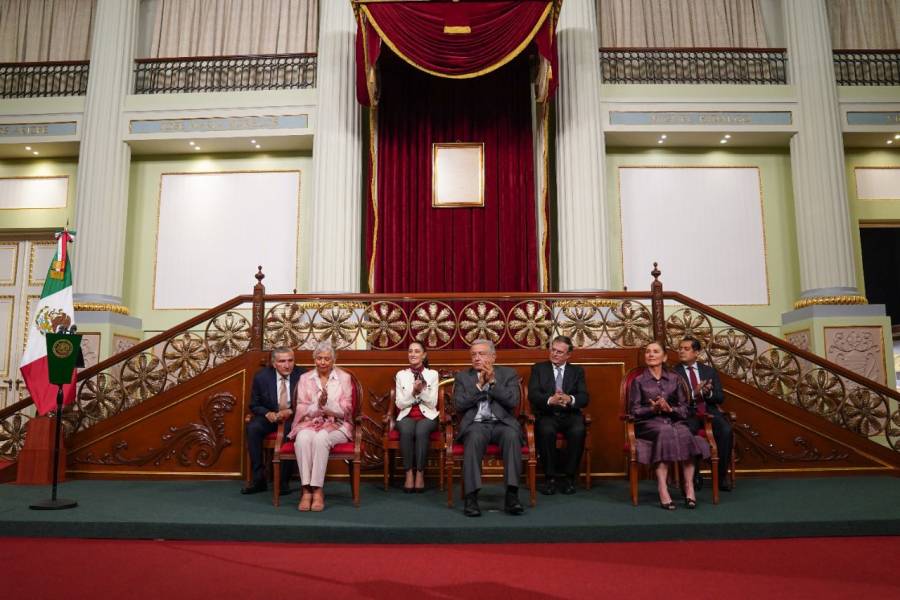 AMLO reinaugura Recinto Parlamentario en Palacio Nacional con presencia de corcholatas