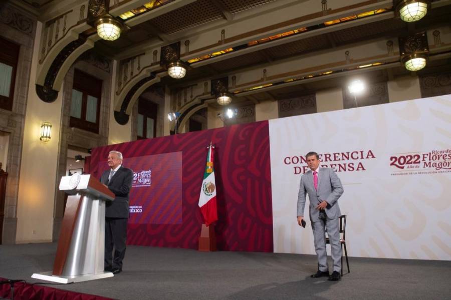 AMLO agradece a Peña no cometer fraude electoral, pero eso no significa complicidad